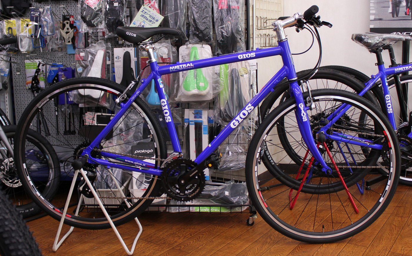 GIOSのクロスバイクミストラルが入荷いたしました。