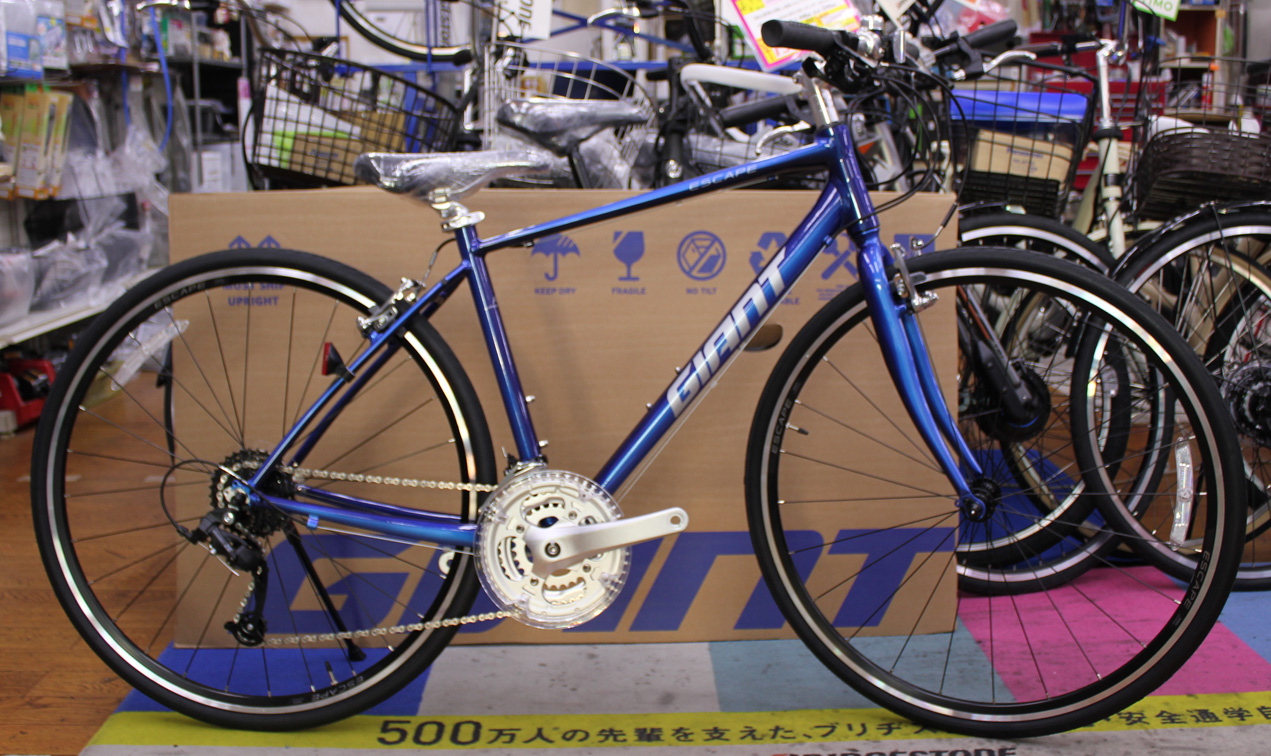 GIANTのクロスバイク<br>ESCAPE R3 MS LTD が入荷いたしました。